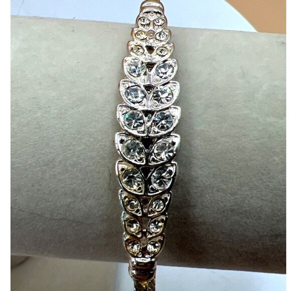 Elegant Cubic Zirconia Jewelry Set - Necklace & Bracelets.  B87 - Picture 15 of 16